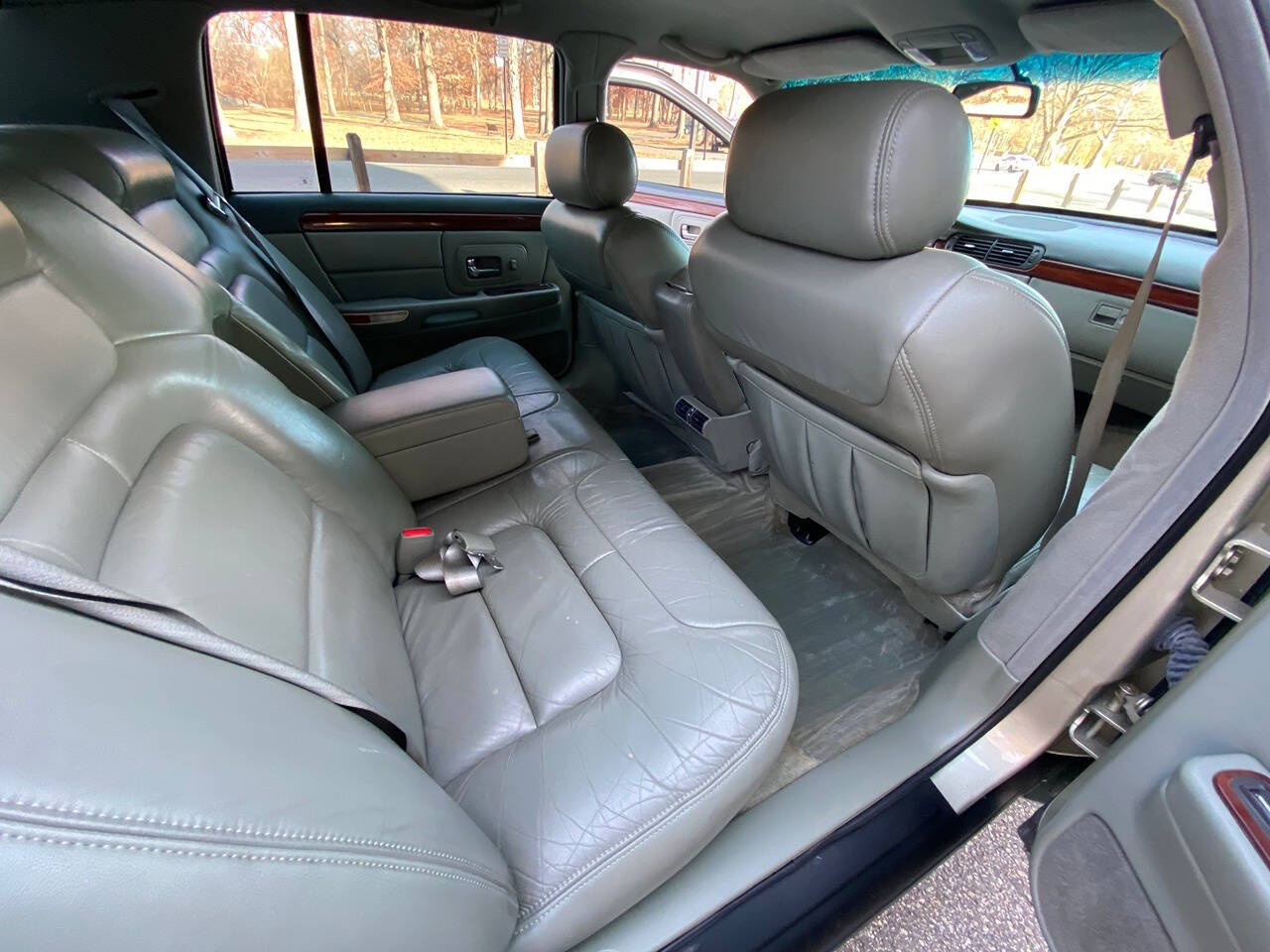 1997 Cadillac DeVille for sale at Vintage Motors USA in Roselle, NJ