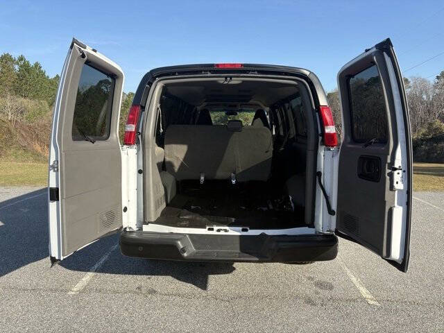 2023 GMC Savana LS 3500