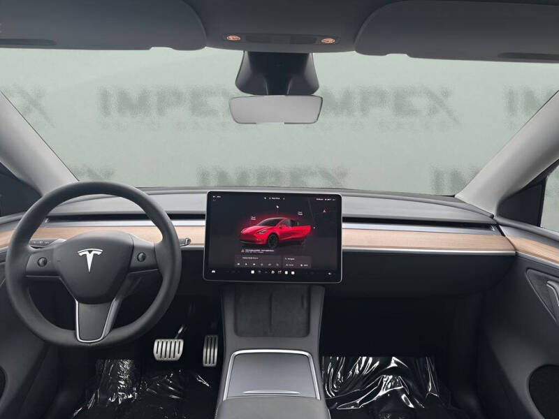 2024 Tesla Model Y Performance
