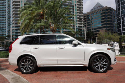2017 Volvo XC90 T6 Momentum