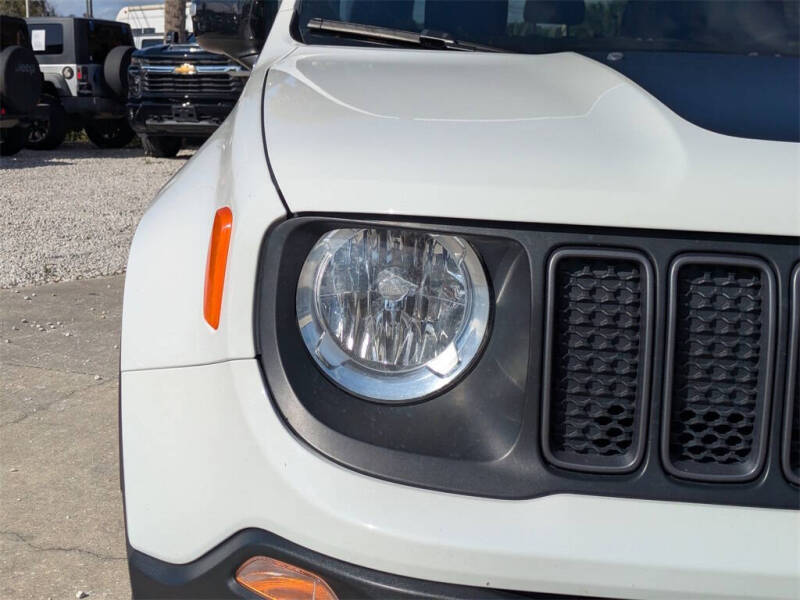 2023 Jeep Renegade Trailhawk