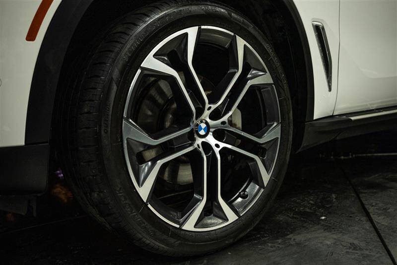 2023 BMW X5 sDrive40i