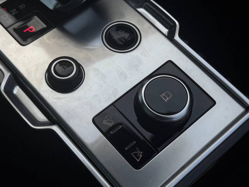 2023 Land Rover Range Rover P530 SE