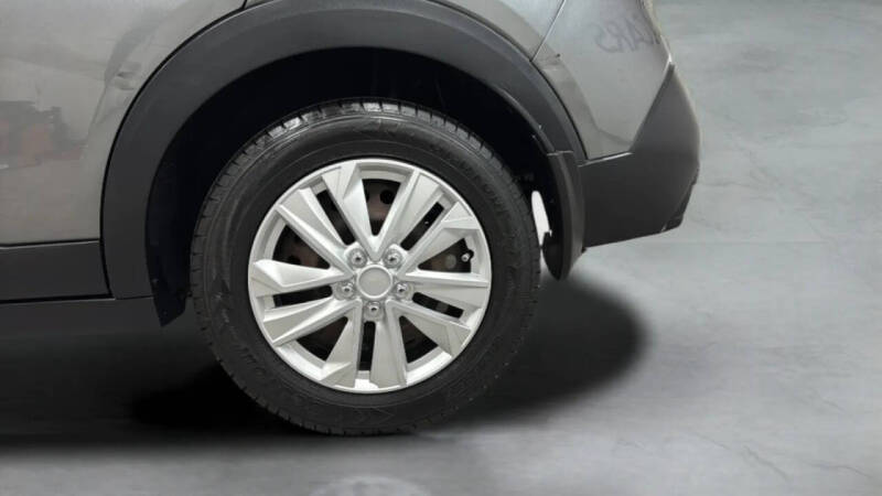 2019 Nissan Kicks S