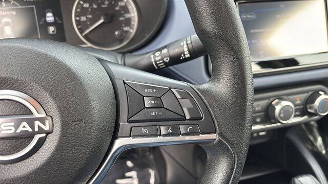 2024 Nissan Versa SV