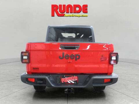 2024 Jeep Gladiator Willys