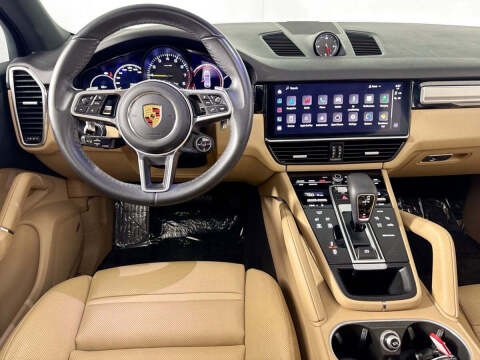 2022 Porsche Cayenne E-Hybrid