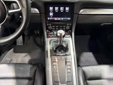 2019 Porsche 718 Cayman