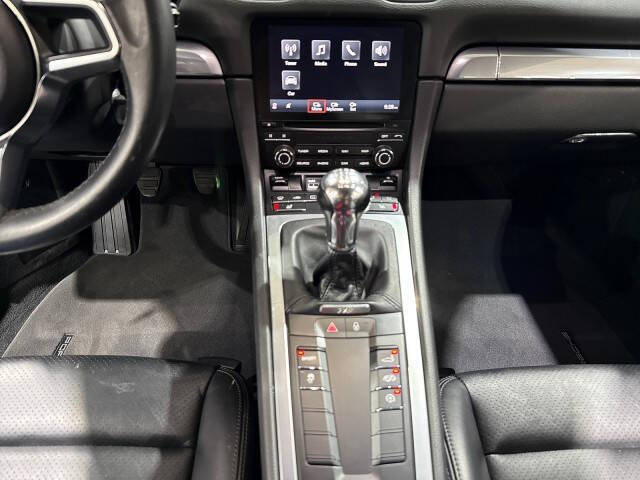 2019 Porsche 718 Cayman