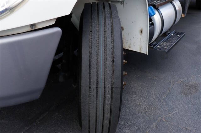 2019 International DuraStar 4300