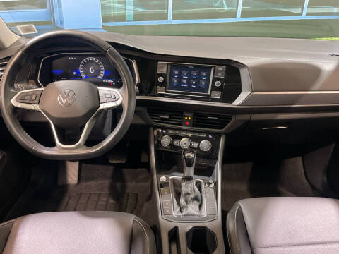 2023 Volkswagen Jetta SE