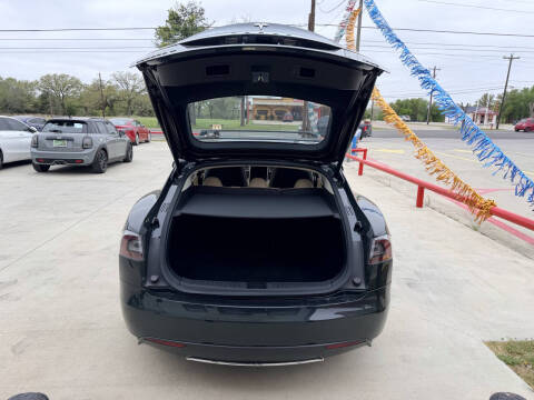 2013 Tesla Model S Performance