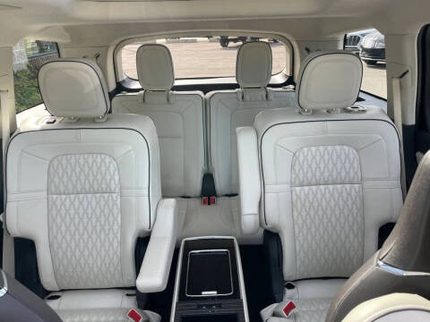 2022 Lincoln Aviator Black Label