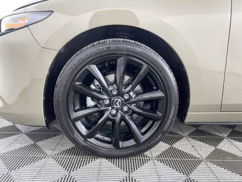 2024 Mazda Mazda3 Hatchback 2.5 Carbon Turbo