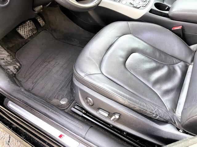 2014 Audi A4 2.0T quattro Premium Plus