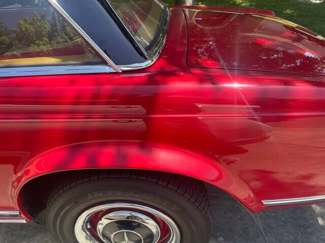 1966 Mercedes-Benz 230 SL