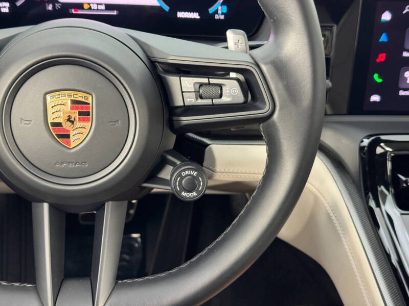 2024 Porsche Panamera 4