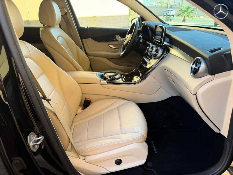 2016 Mercedes-Benz GLC GLC 300