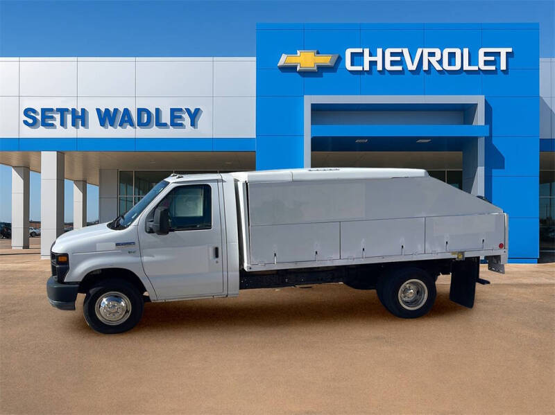 2011 Ford E-Series E-450 SD