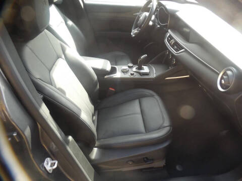 2023 Alfa Romeo Stelvio Ti