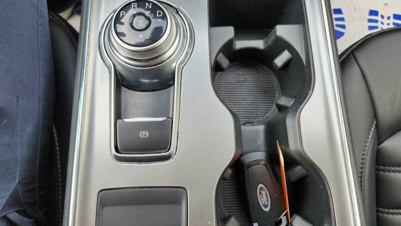 2022 Ford Edge