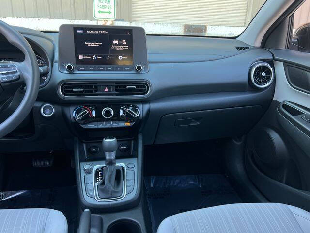 2023 Hyundai Kona SEL