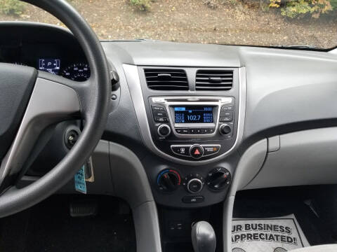 2016 Hyundai Accent SE