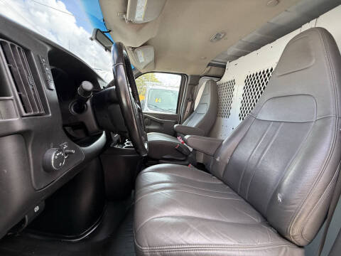 2021 GMC Savana 2500