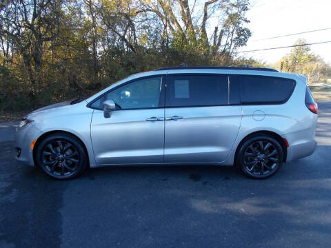 2019 Chrysler Pacifica Touring L Plus