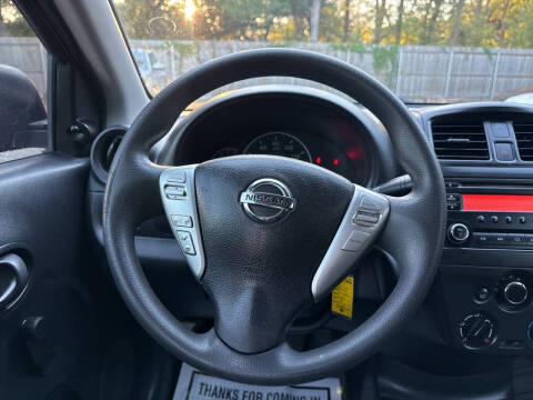 2015 Nissan Versa 1.6 S