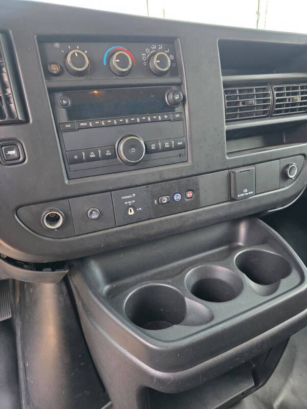 2019 Chevrolet Express 2500