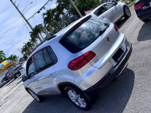 2015 Volkswagen Tiguan S