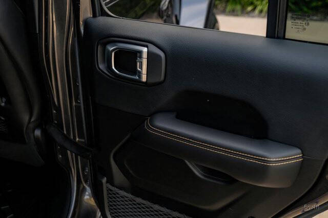 2024 Jeep Gladiator Sport