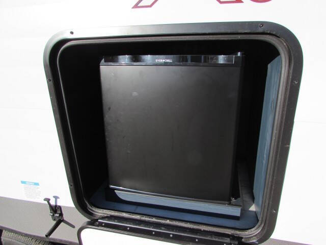 2025 Forest River AVENGER 25