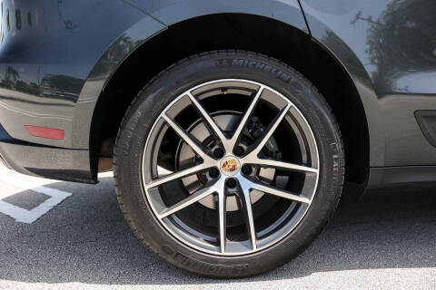 2022 Porsche Macan