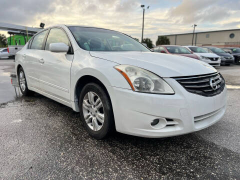2012 Nissan Altima for sale at Marvin Motors in Kissimmee FL