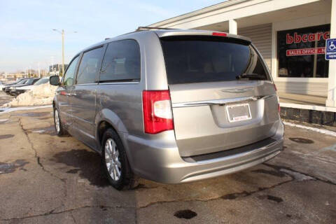 2013 Chrysler Town and Country Touring