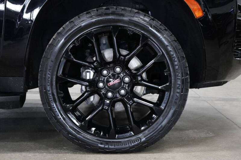 2023 GMC Yukon AT4