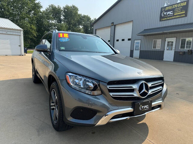 2018 Mercedes-Benz GLC GLC300's photo