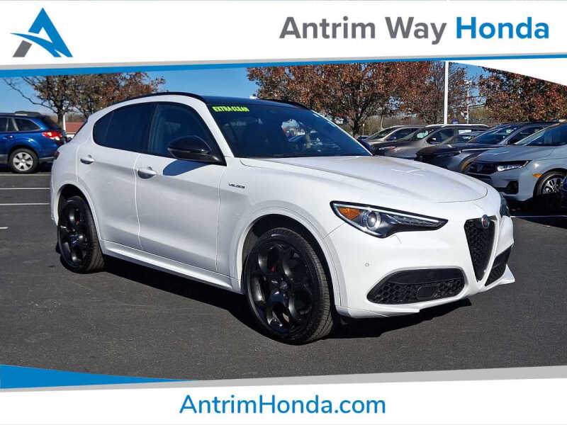 2023 Alfa Romeo Stelvio Veloce