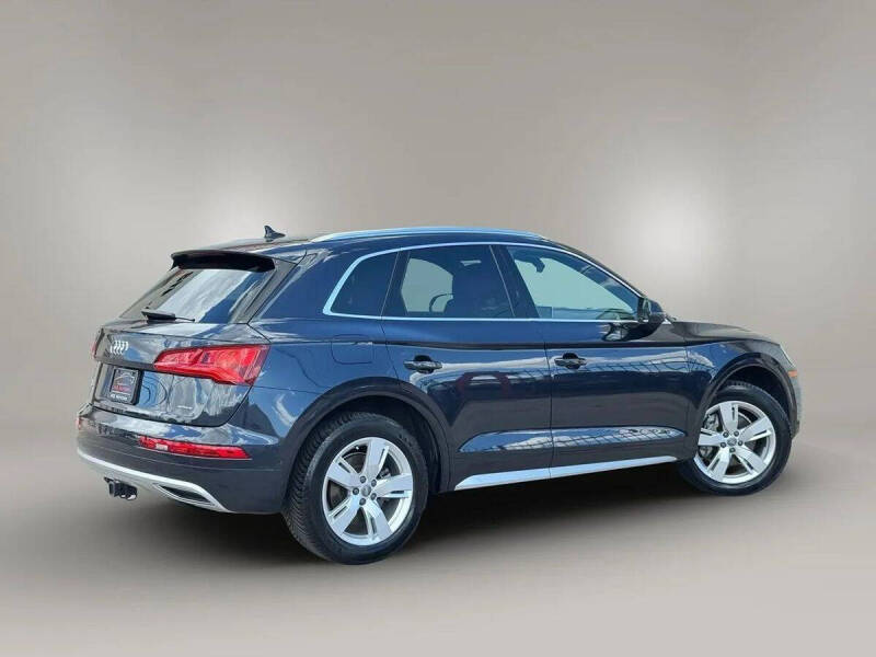 2019 Audi Q5 quattro Prestige 45 TFSI