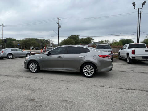 2018 Kia Optima LX