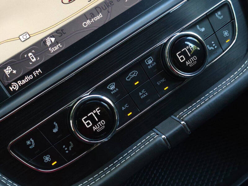 2020 Bentley Bentayga Hybrid