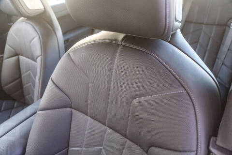 2025 BMW 7 Series 750e xDrive