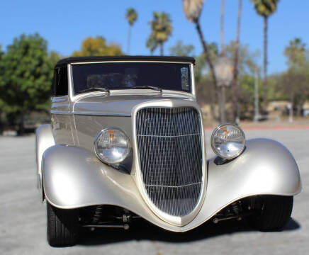 1934 Ford Cabriolet