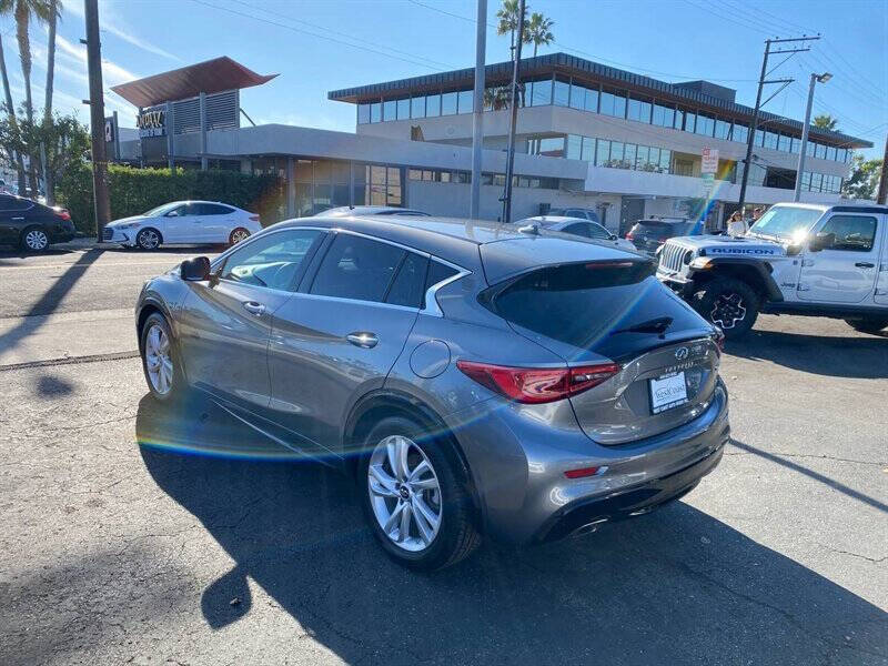 2019 Infiniti QX30 Pure