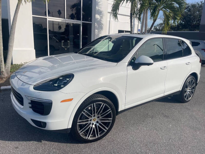 2018 Porsche Cayenne Platinum Edition