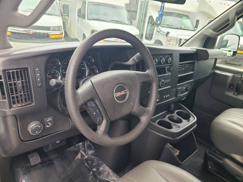 2019 GMC Savana 2500