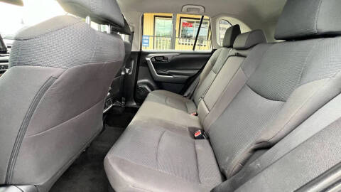 2021 Toyota RAV4 Hybrid LE