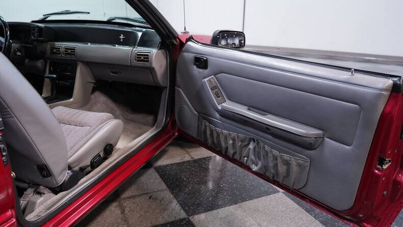 1993 Ford Mustang LX 5.0